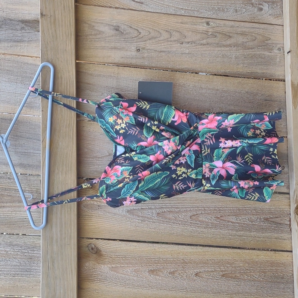 Simply Fit tropical swim suit tank top NWT